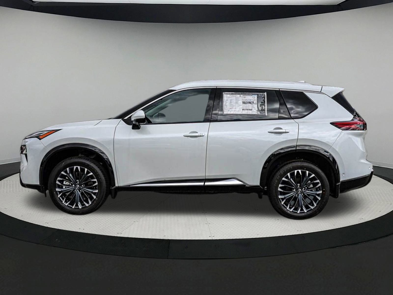 2025 Nissan Rogue Platinum photo 6