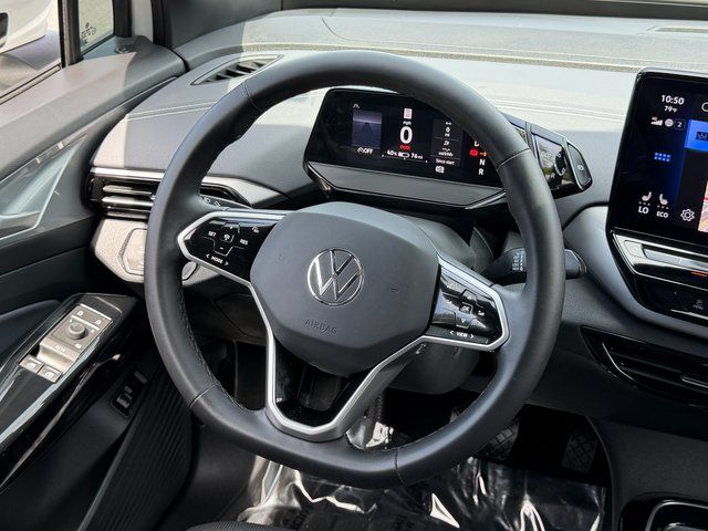 Used 2024 White Volkswagen S image 19