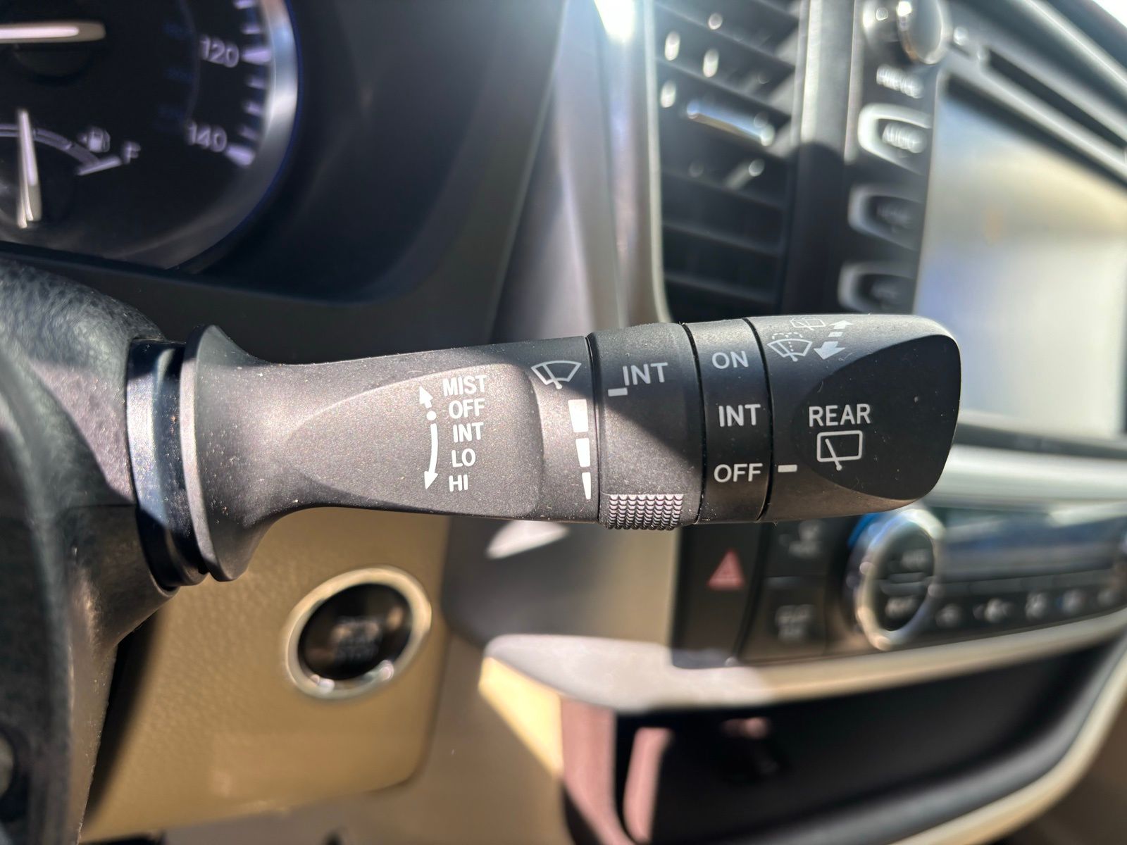 Used Car 2015 Toyota Highlander  Xle V6 For Sale Under $20,000 In Austin, Texas