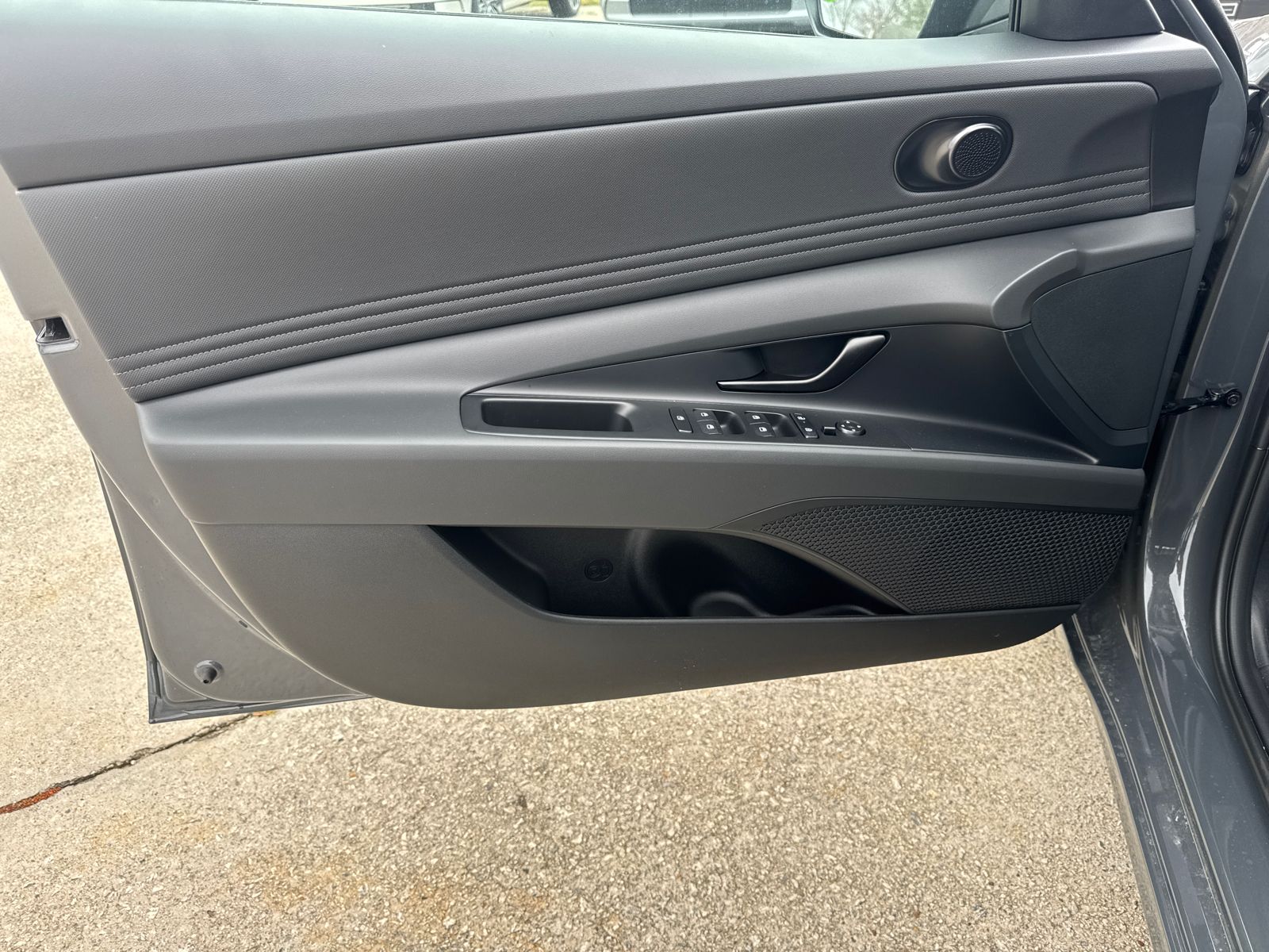 New 2026 Gray Hyundai SEL Sport image 11