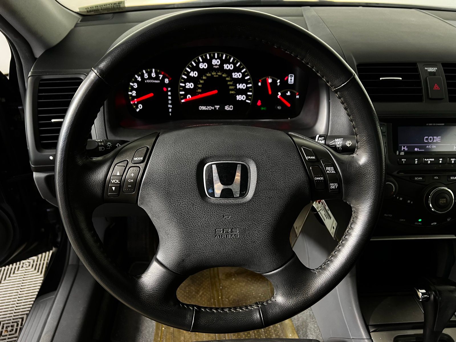 Thumbnail: 2004 Honda Accord - 9