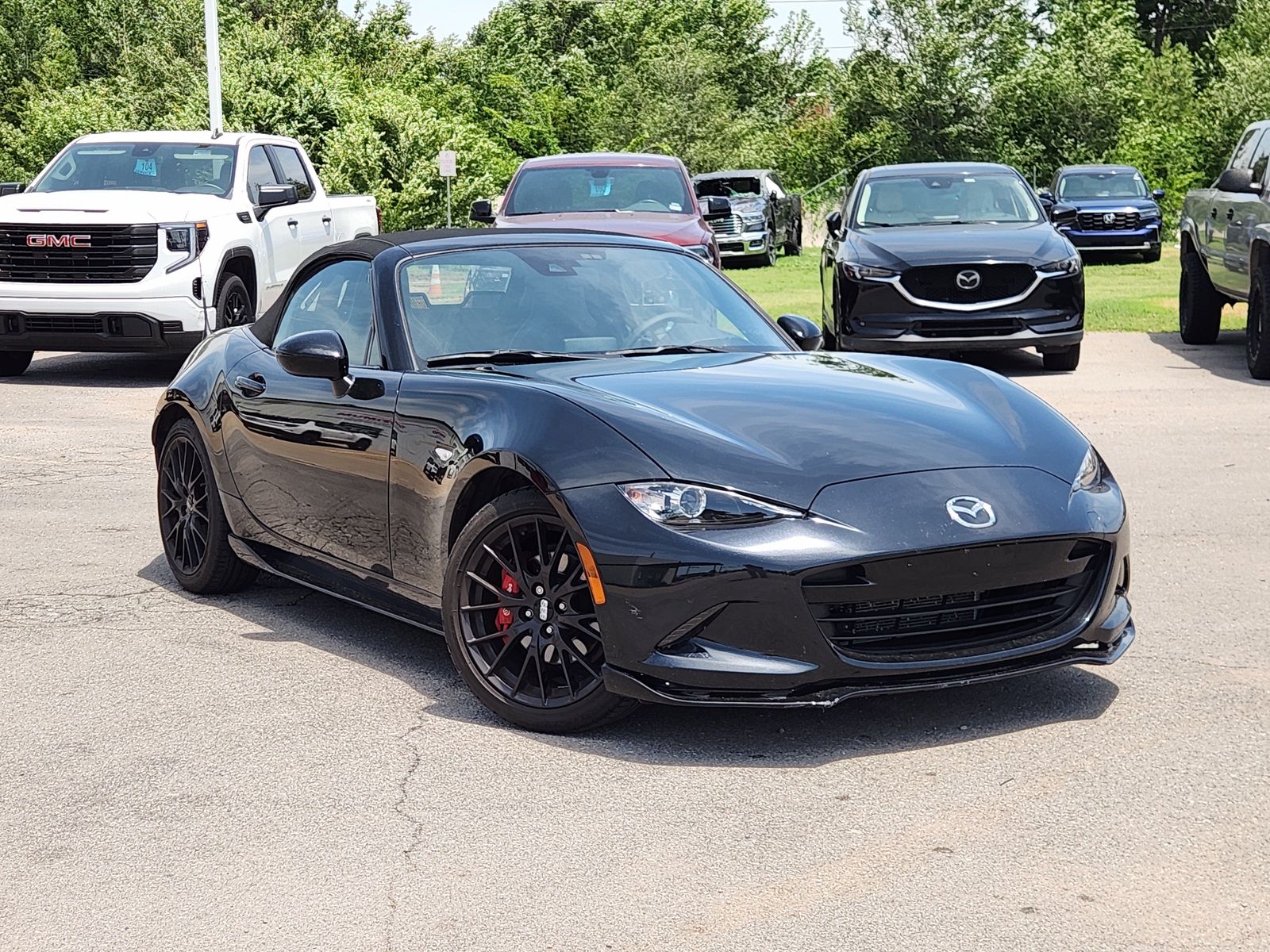 Jet Black Mica 2023 Mazda MX-5 Miata Convertible Rear-Wheel Drive 6-Speed Manual