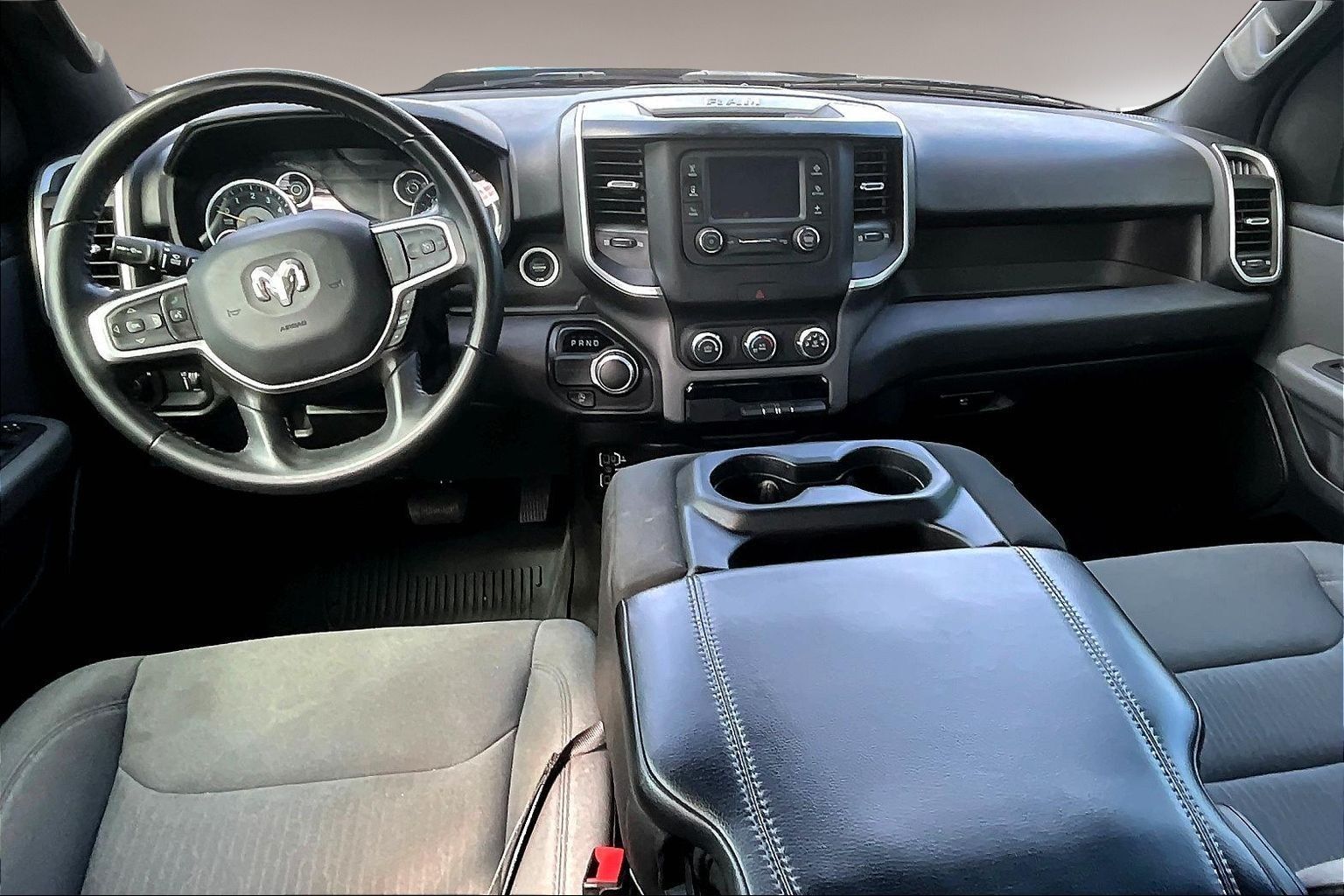 View vehicle photo 5