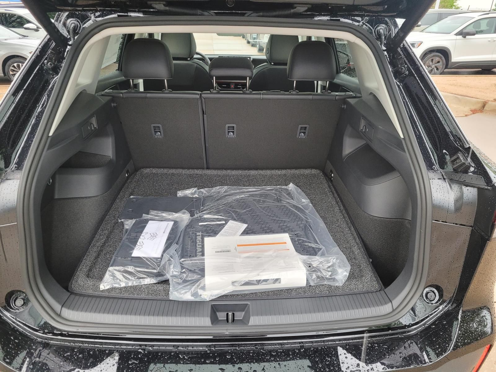 new 2026 Volkswagen Tiguan car, priced at $31,688
