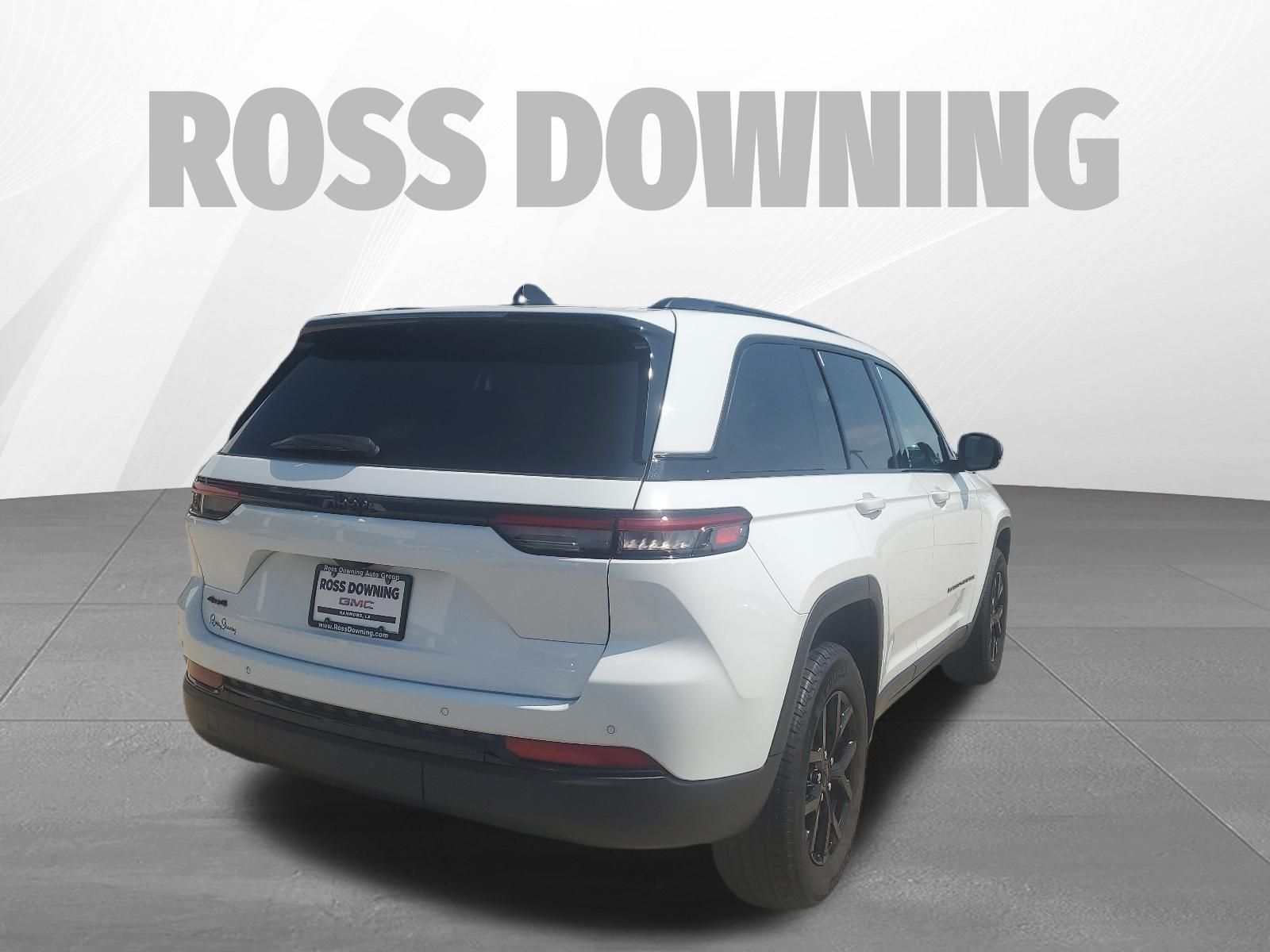 2025 Jeep Grand Cherokee Altitude - 3