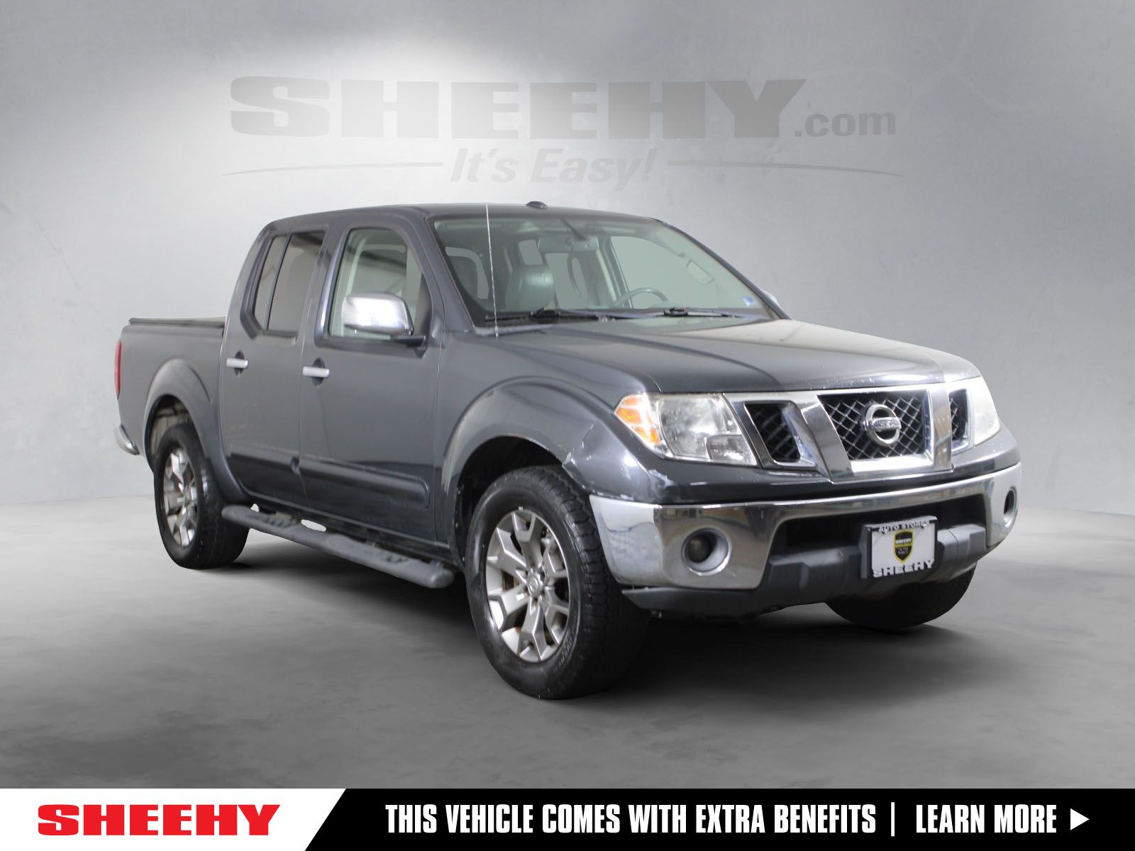 Night Armor 2014 Nissan Frontier Pickup Truck Four-Wheel Drive 5-Speed Automatic Overdrive