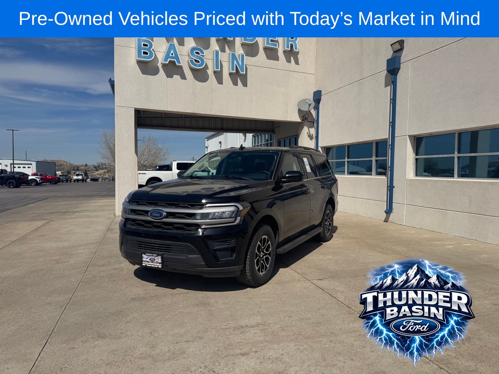 Black Metallic 2024 Ford Expedition XLT 4WD SUV / Crossover Four-Wheel Drive Automatic