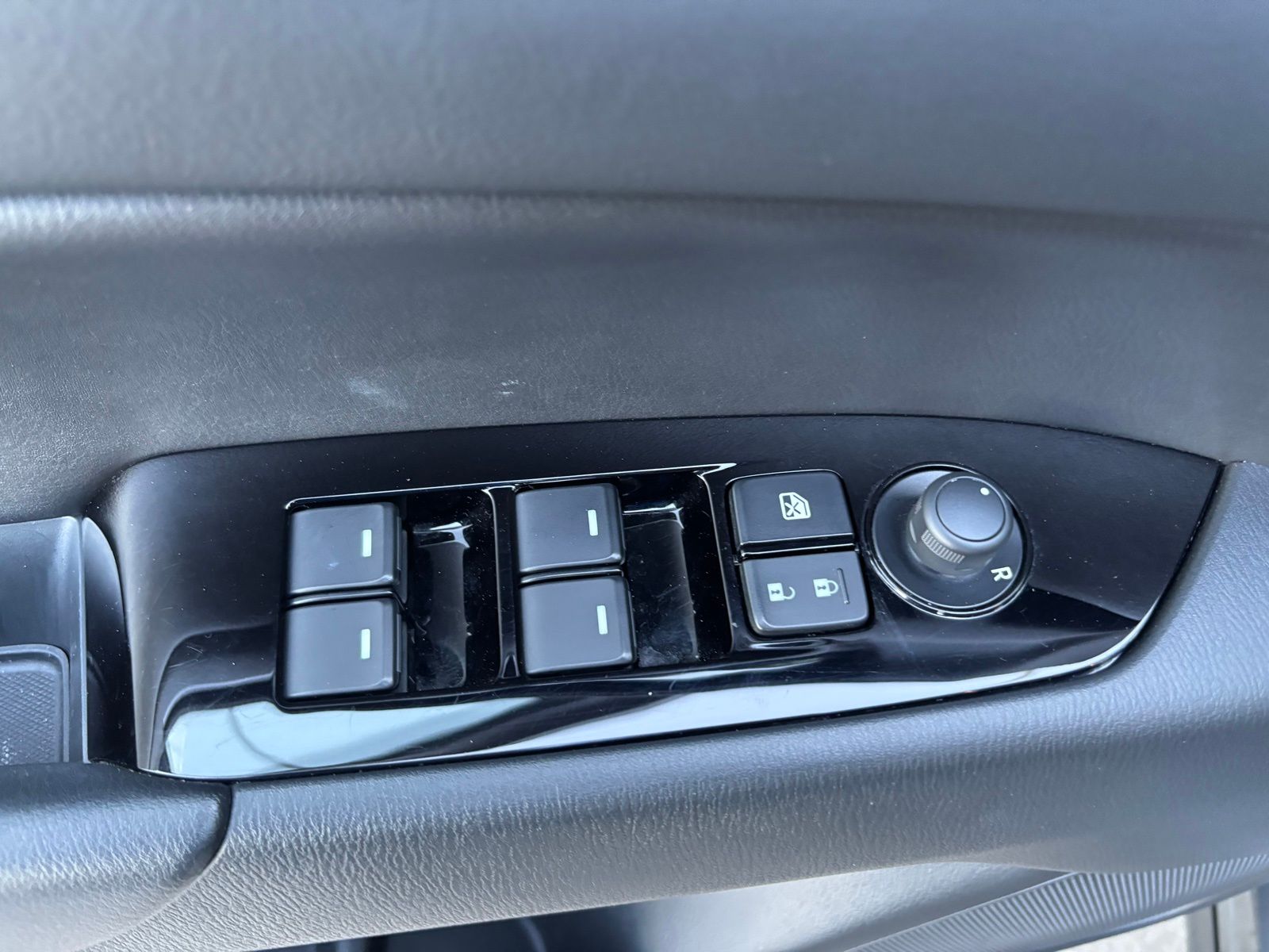 Used Car 2025 Mazda Cx-5  Wagon 4 Dr. 2.5 S Preferred Package All Wheel Drive For Sale Under $30,000 In Austin, Texas