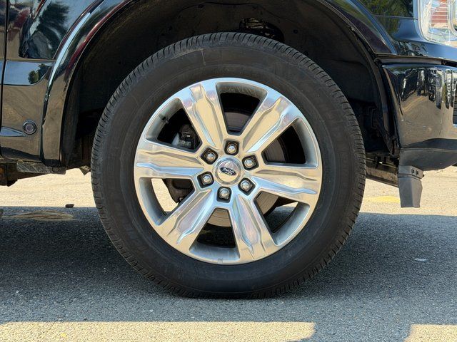 Certified Used 2018 Shadow Black Ford Platinum image 30