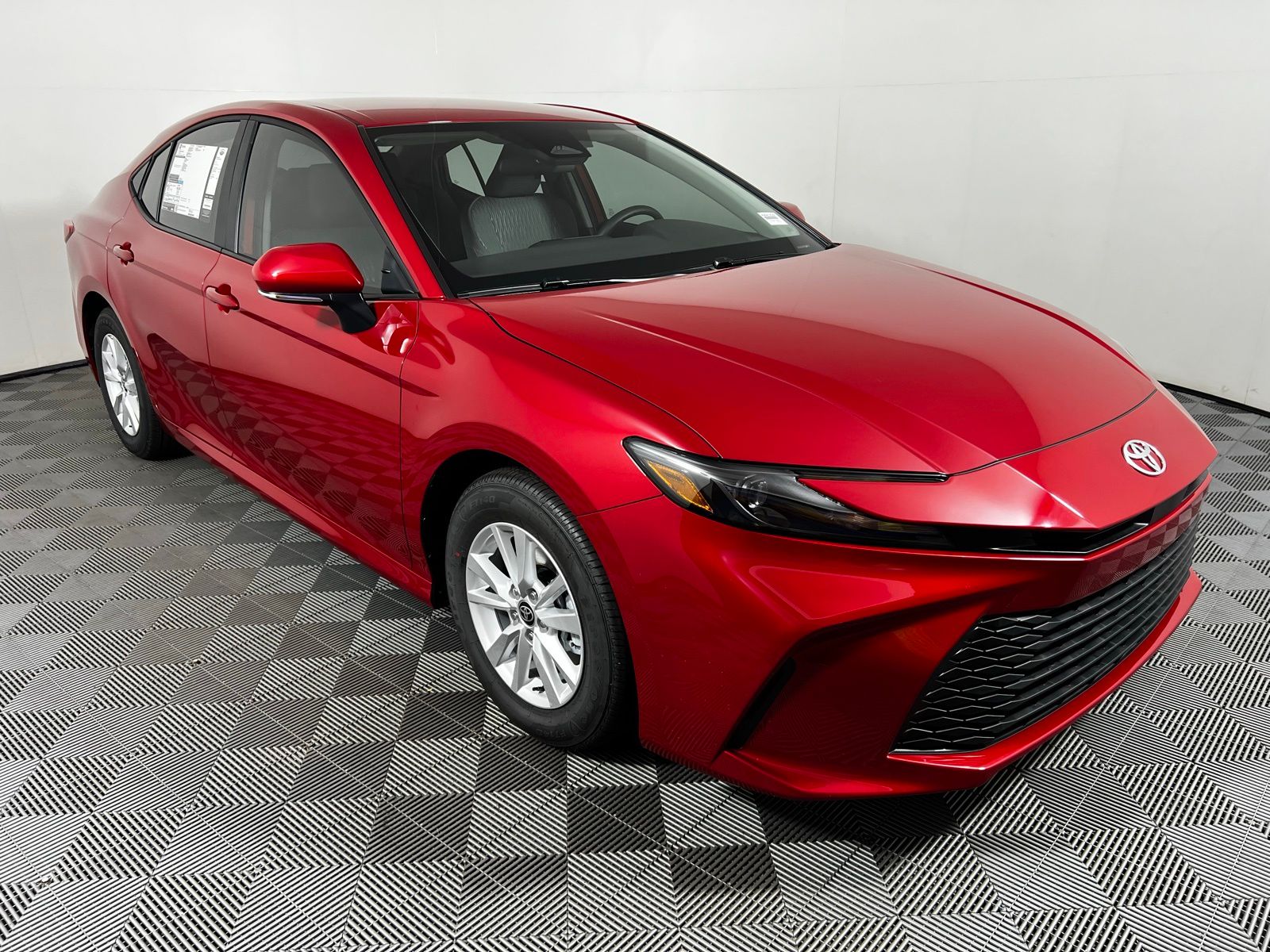 Thumbnail: 2025 Toyota Camry - 3