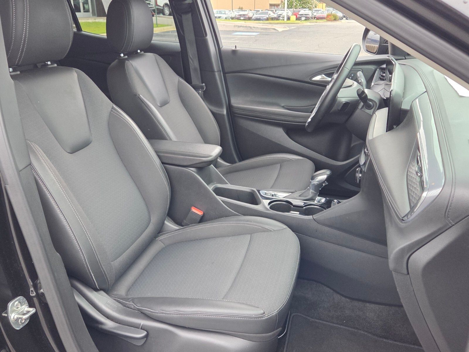 Used 2025 Black Buick Preferred image 16