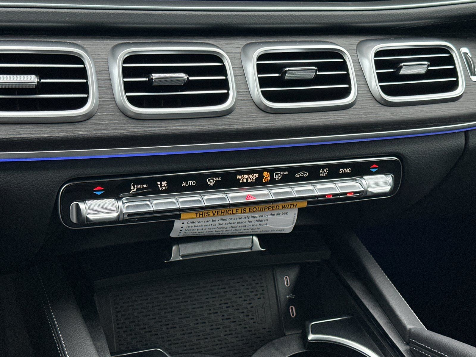 new 2026 Mercedes-Benz GLS car