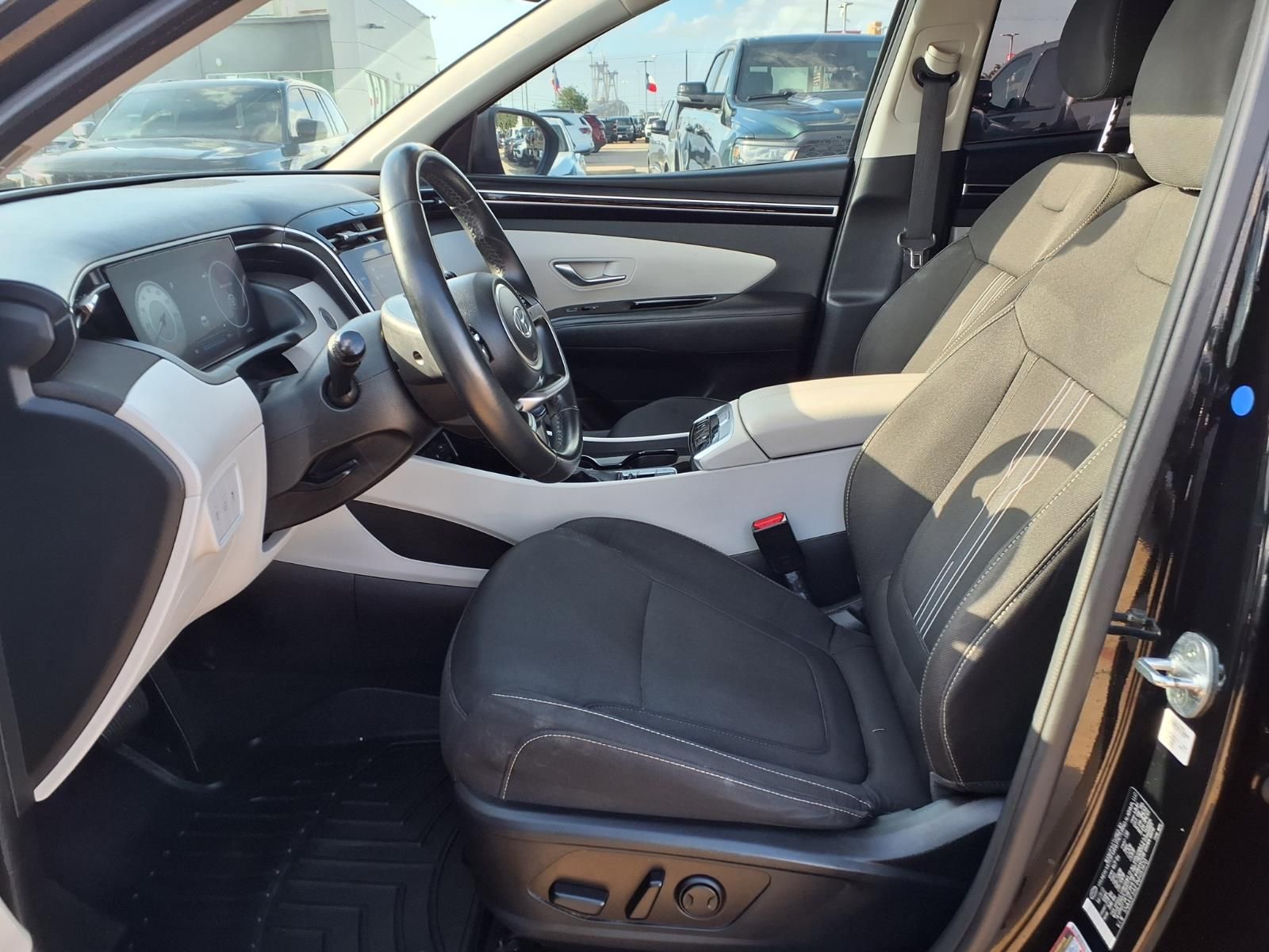2022 Hyundai Tucson SEL Black at Genesis of Spring