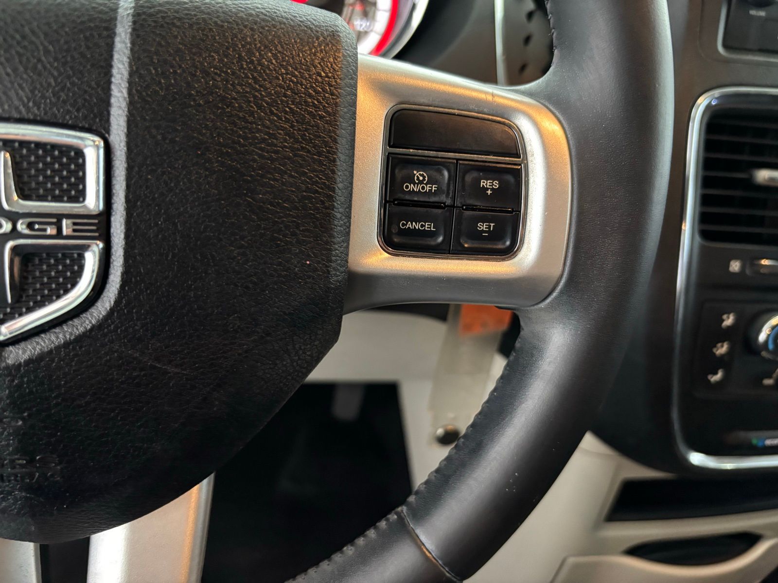 Used Car 2013 Dodge Grand Caravan  Se For Sale Under $10,000 In Austin, Texas