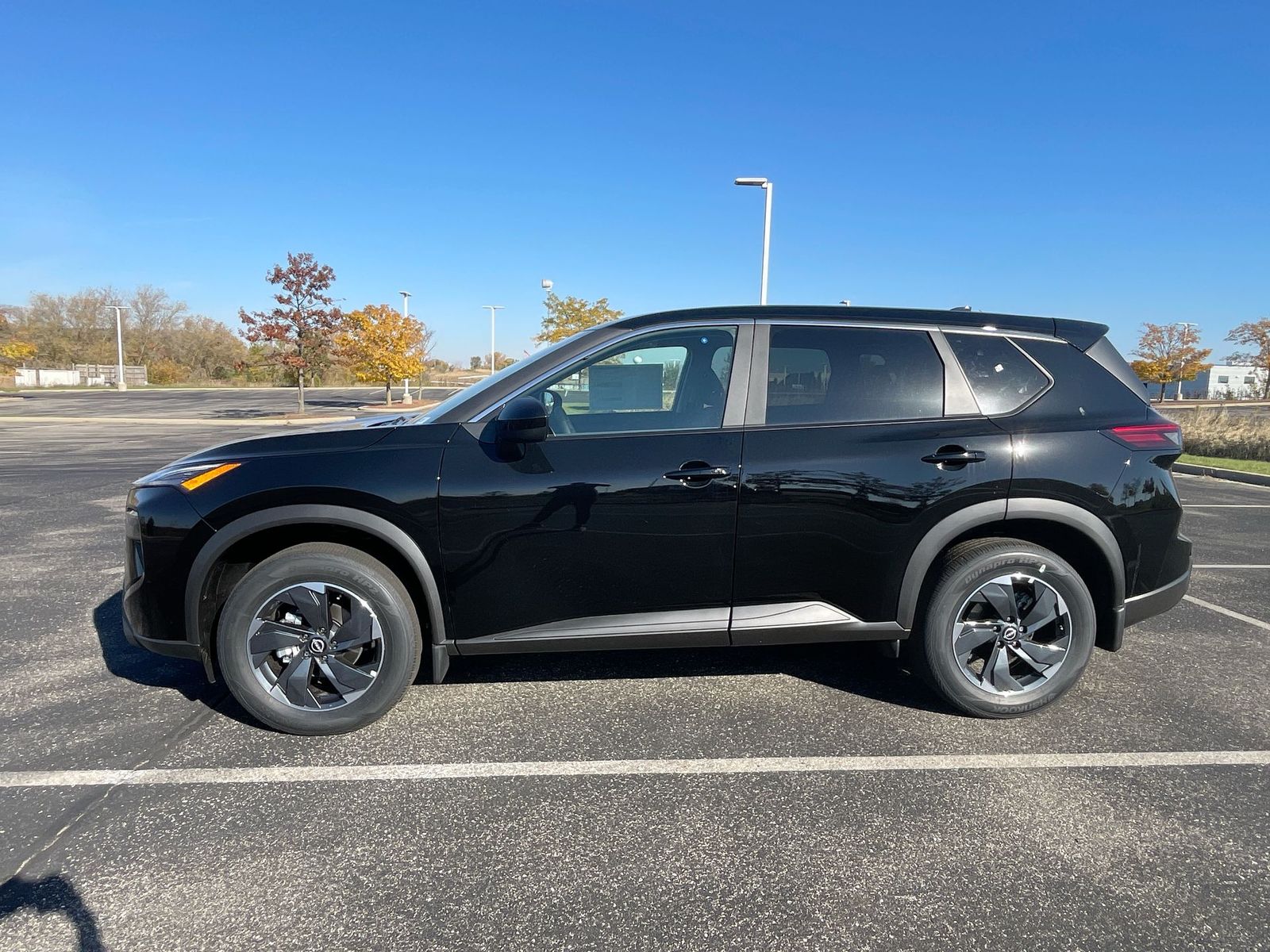 2025 Nissan Rogue SV 30