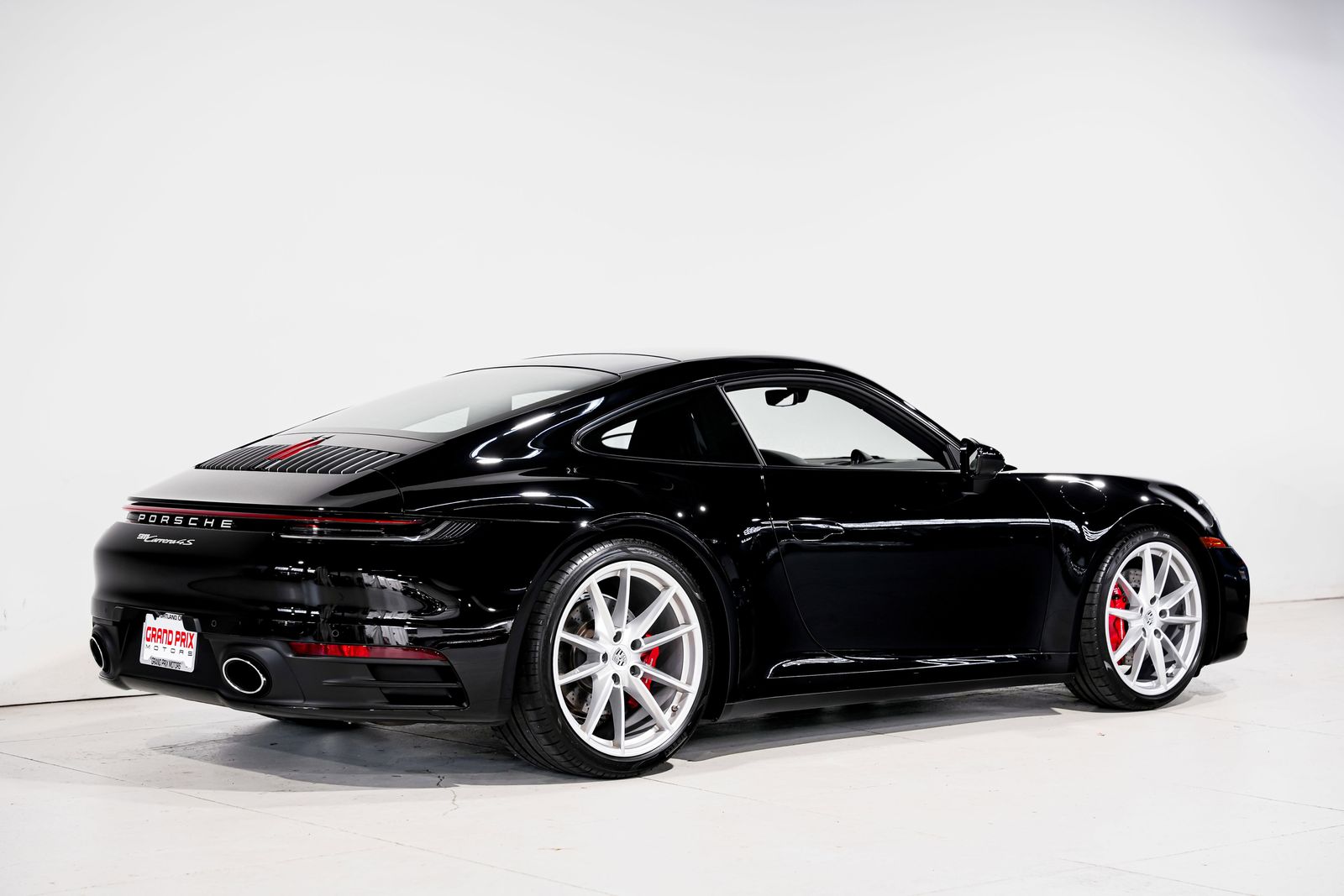 2022 Porsche 911 Carrera 4S — photo 2