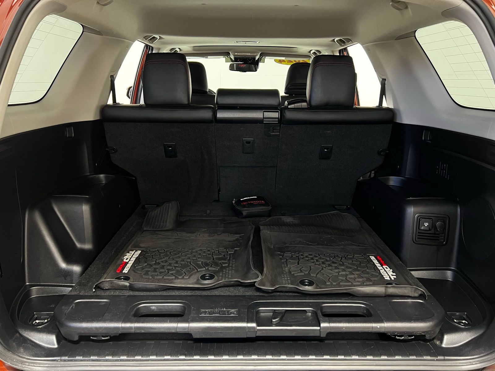 Thumbnail: 2024 Toyota 4Runner - 27