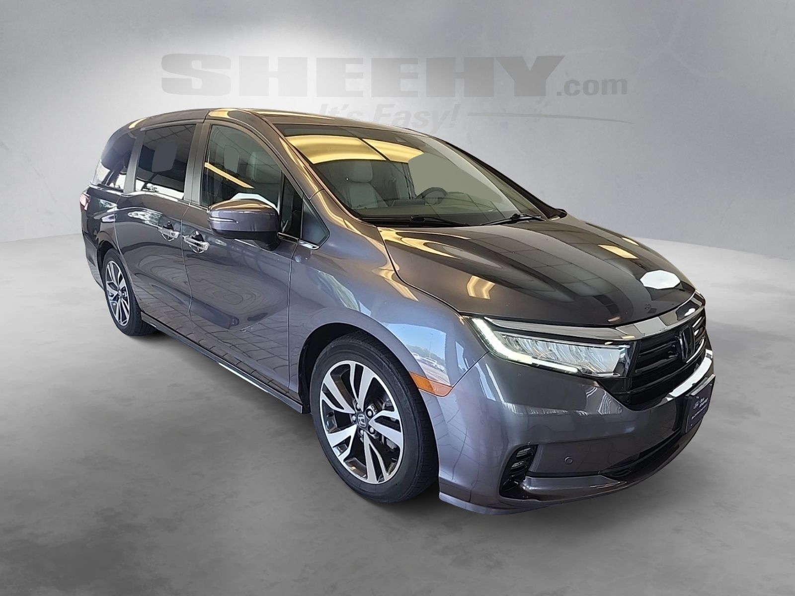 Used 2022  Honda Touring image 2