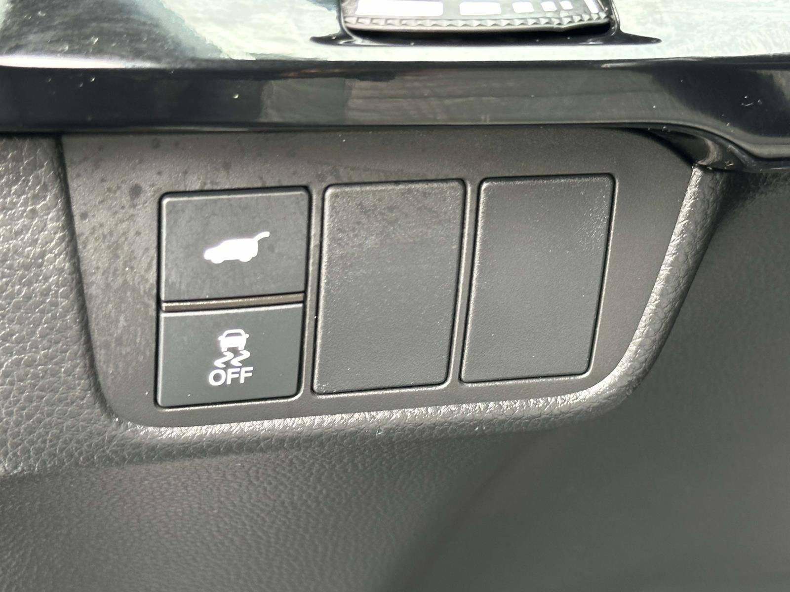 Used 2024  Honda Sport Touring image 21