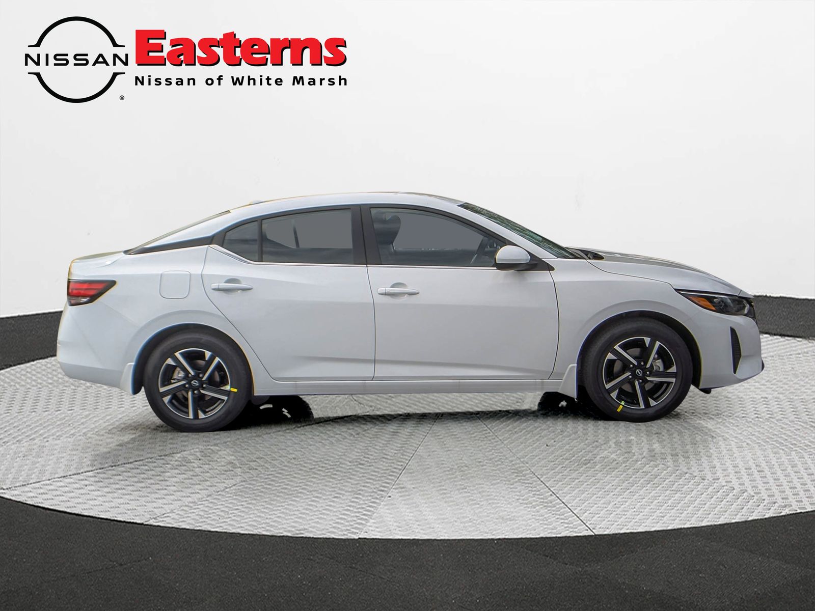 2025 Nissan Sentra SV photo 3
