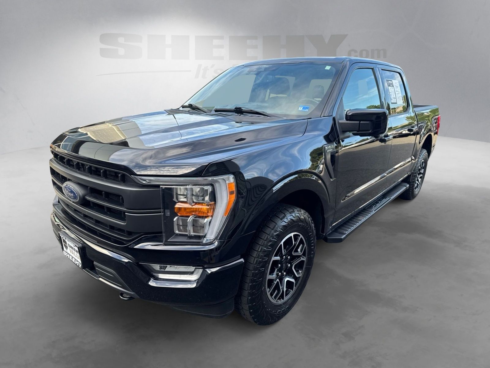 Used 2022 Agate Black Metallic Ford Lariat image 16