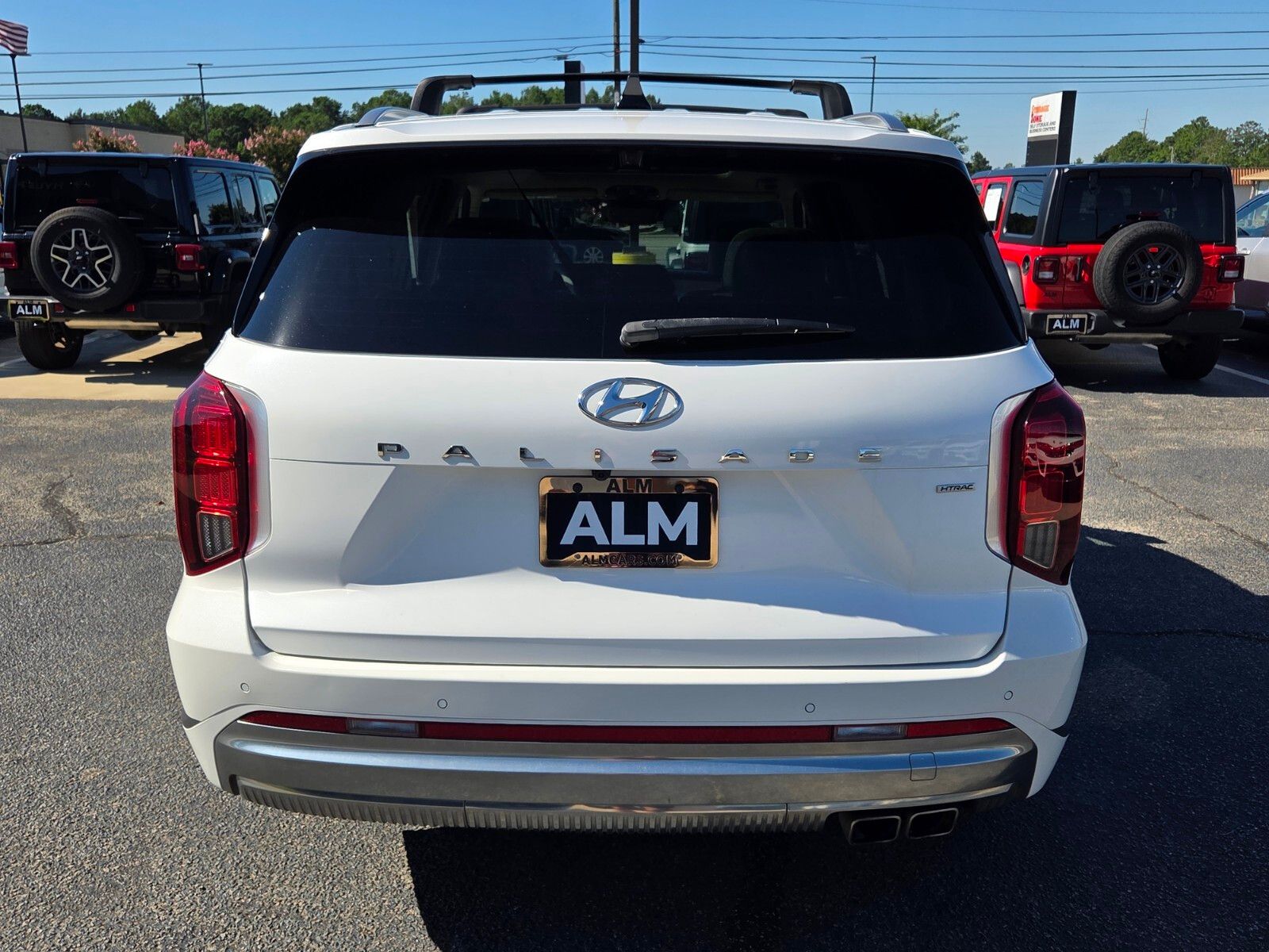 Used 2023 White Hyundai Calligraphy image 11