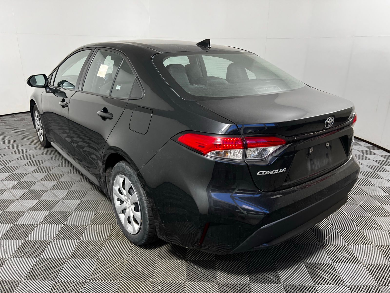 2022 Toyota Corolla LE 7