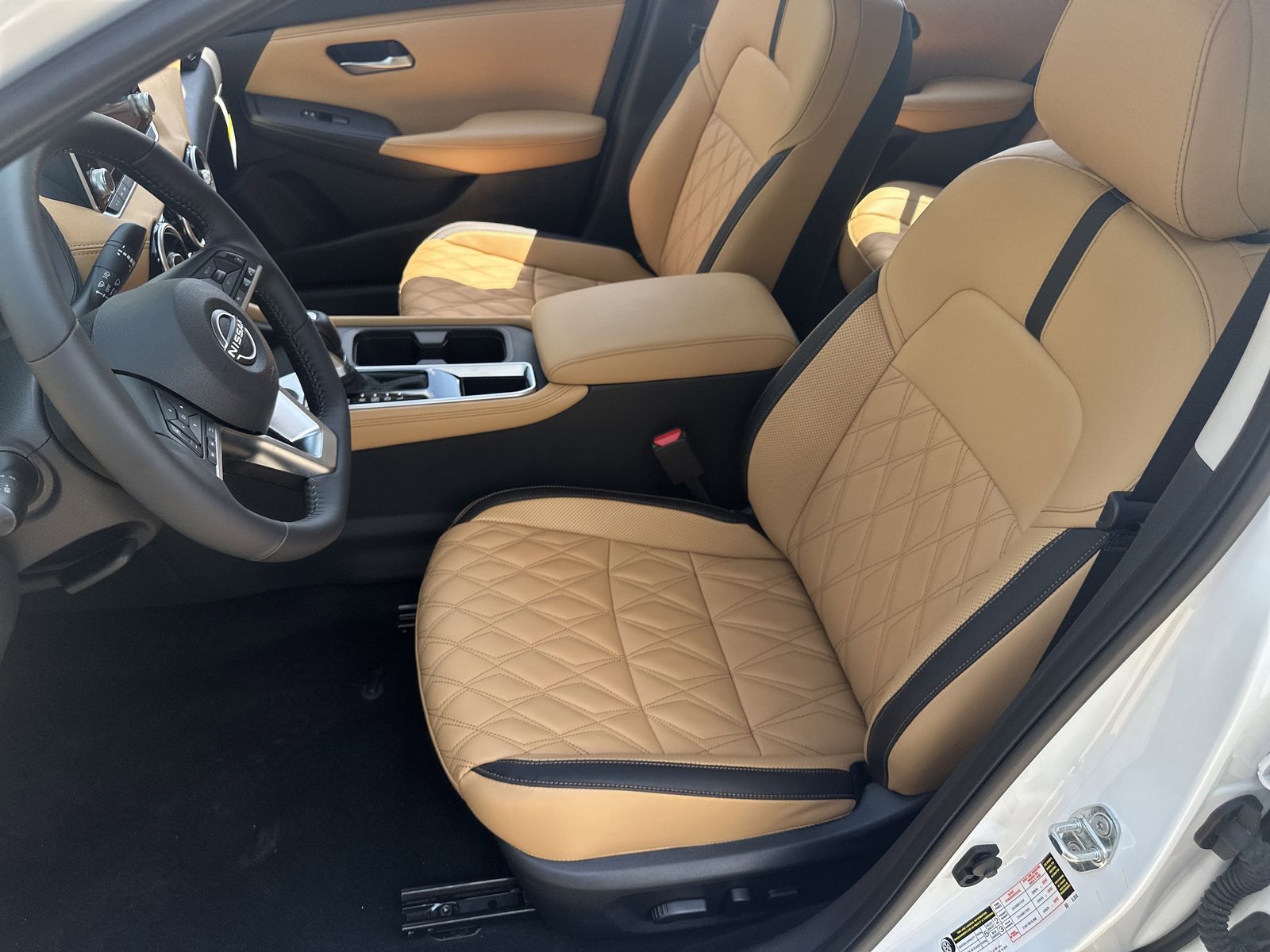 2025 Nissan Sentra SV photo 18