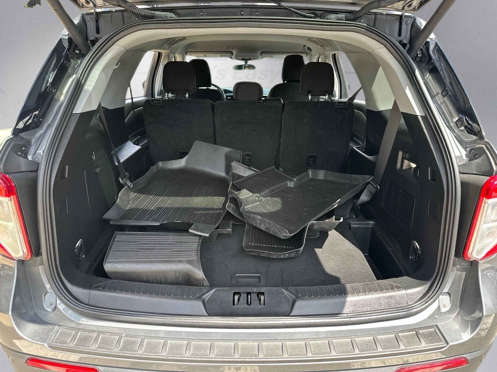 Used 2024 Gray Ford XLT image 25
