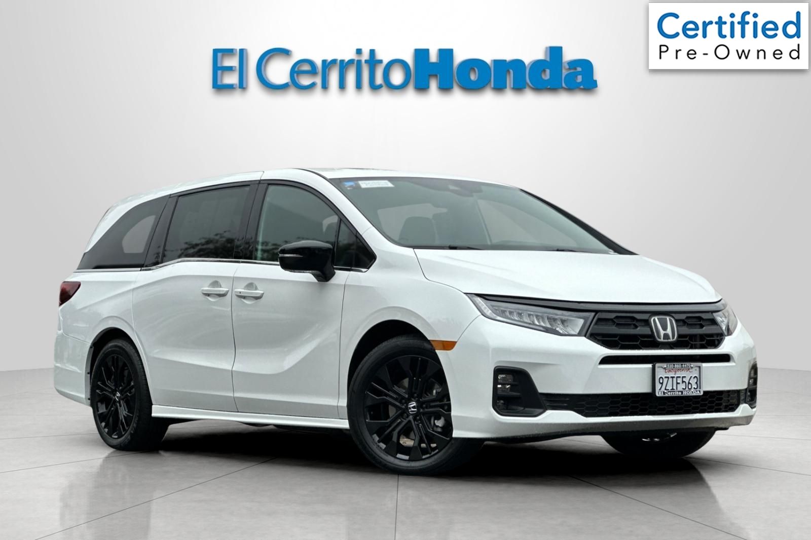 Platinum White Pearl 2026 Honda Odyssey Minivan Front-Wheel Drive Automatic