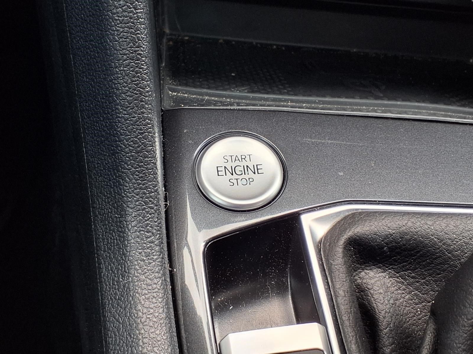 2024 Volkswagen Tiguan 2.0T SE R-Line Black Gray at DeMontrond Gulf Freeway