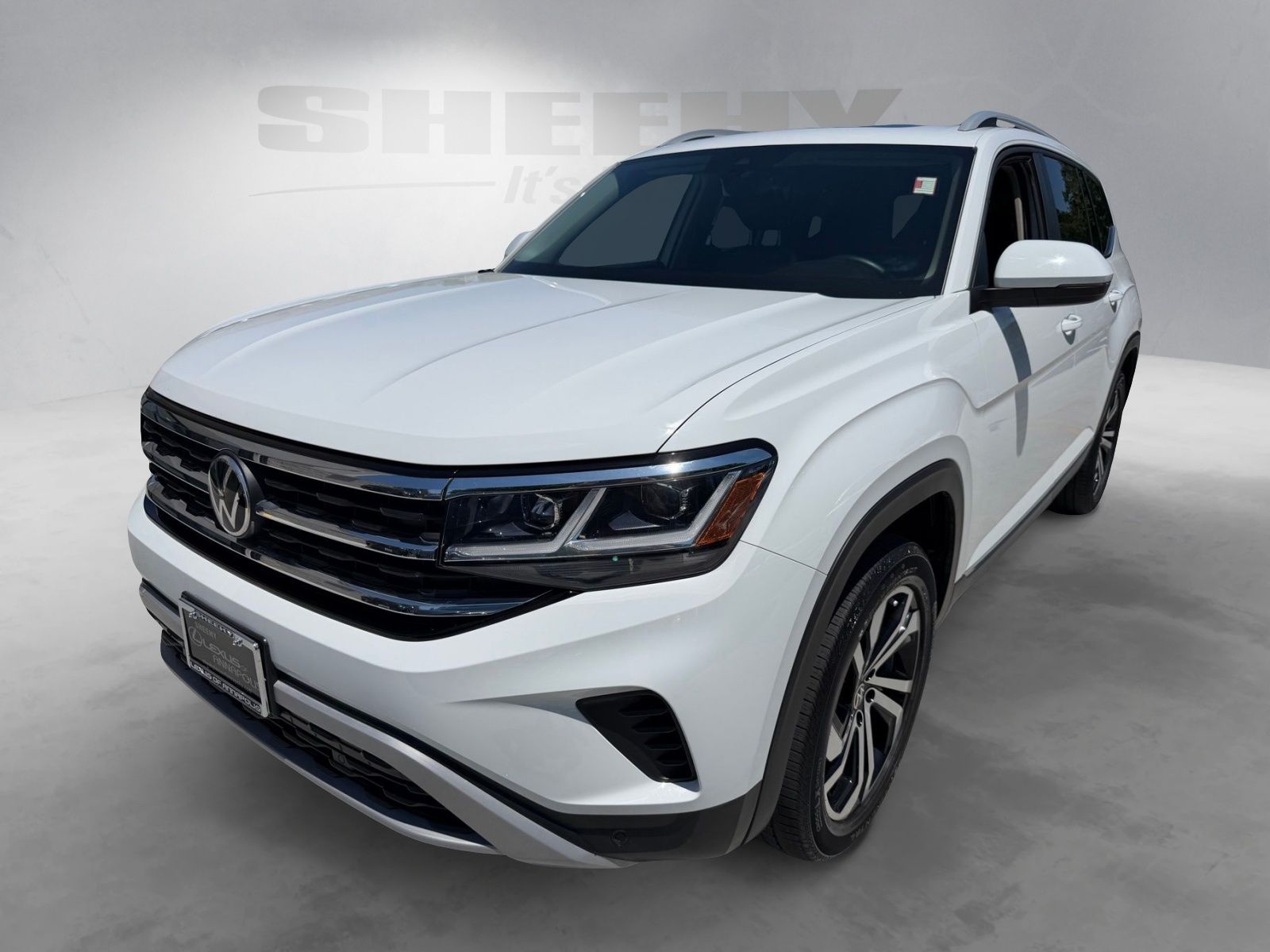 Used 2022  Volkswagen SEL image 17