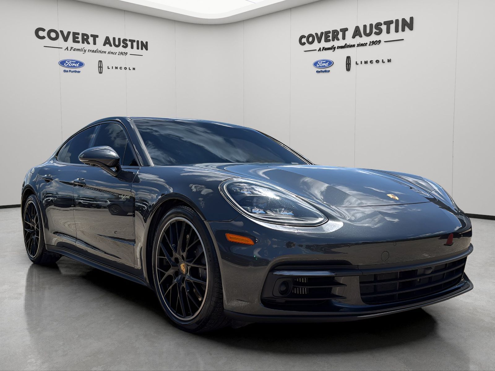 Used 2019  Porsche 4 image 7