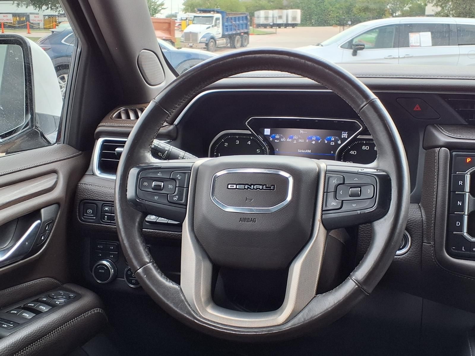 2021 GMC Yukon XL Denali White at Toyota of Victoria