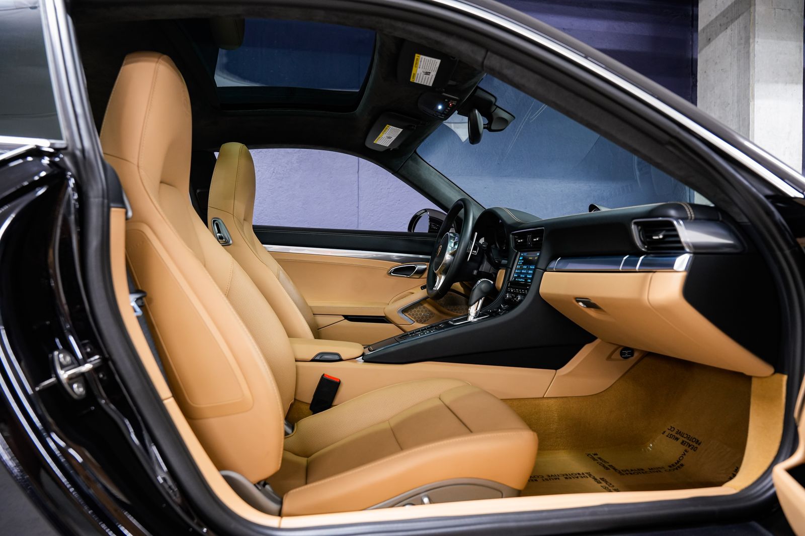 2015 Porsche 911 Carrera 4S — photo 30