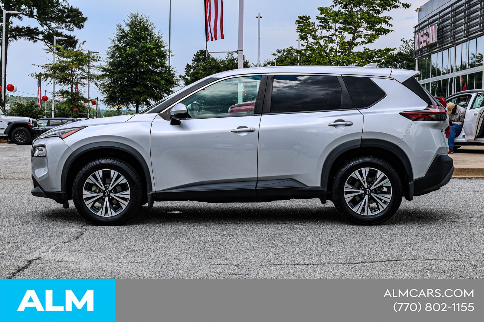 Used 2022 Silver Nissan SV image 10