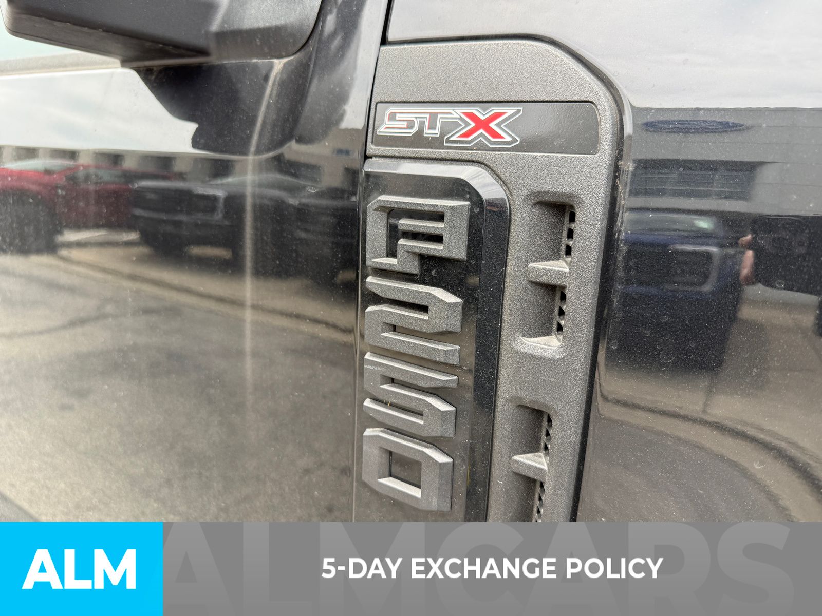 Used 2026 Agate Black Metallic Ford XL image 3