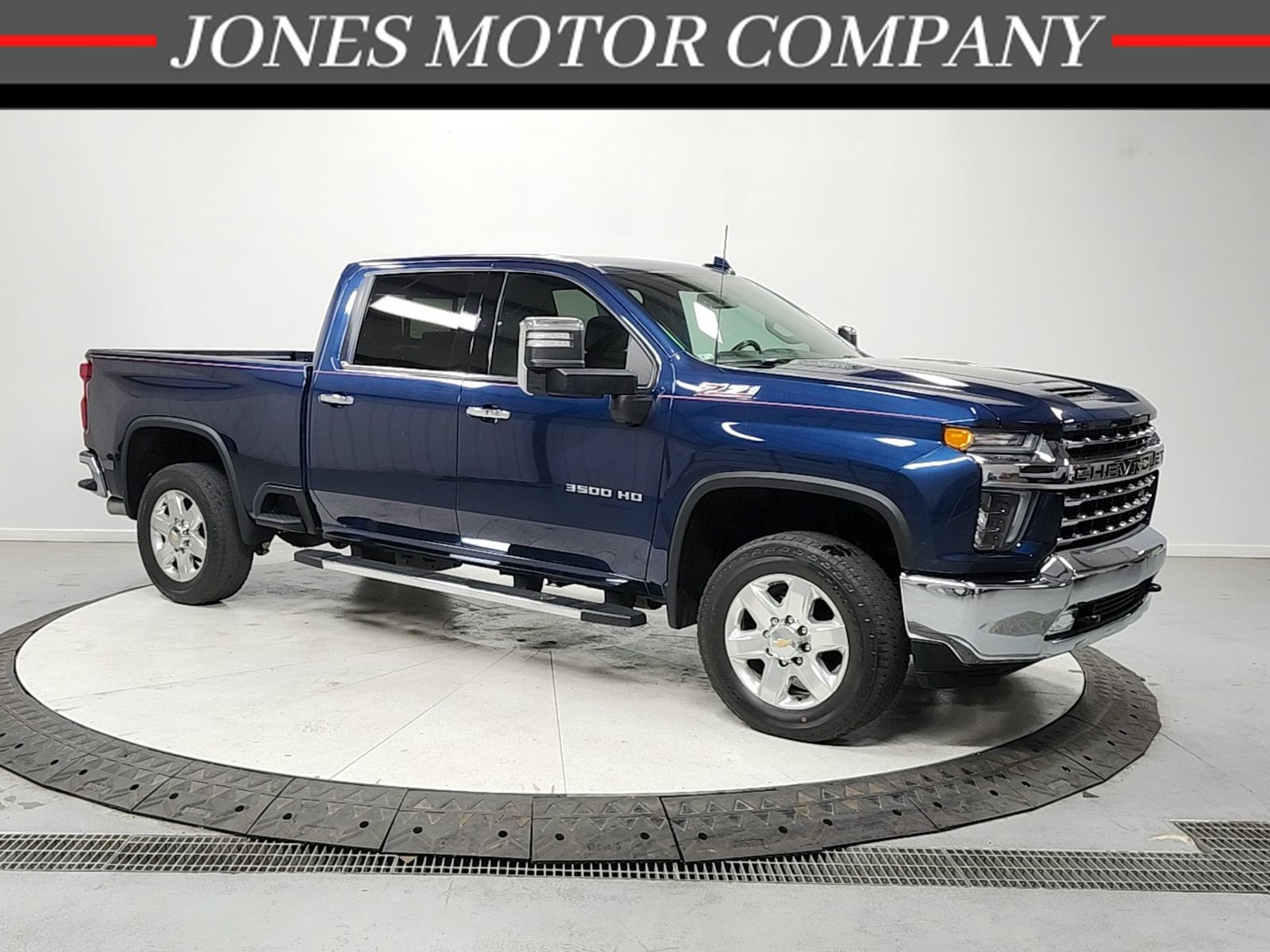 Northsky Blue Metallic 2022 Chevrolet Silverado 3500HD LTZ Crew Cab 4WD Pickup Truck Four-Wheel Drive Automatic