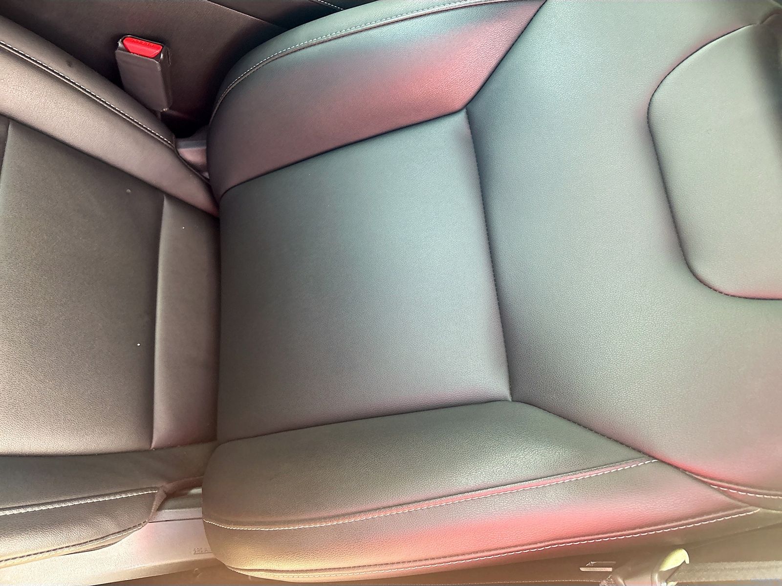 Used 2025 Red Nissan SL image 19
