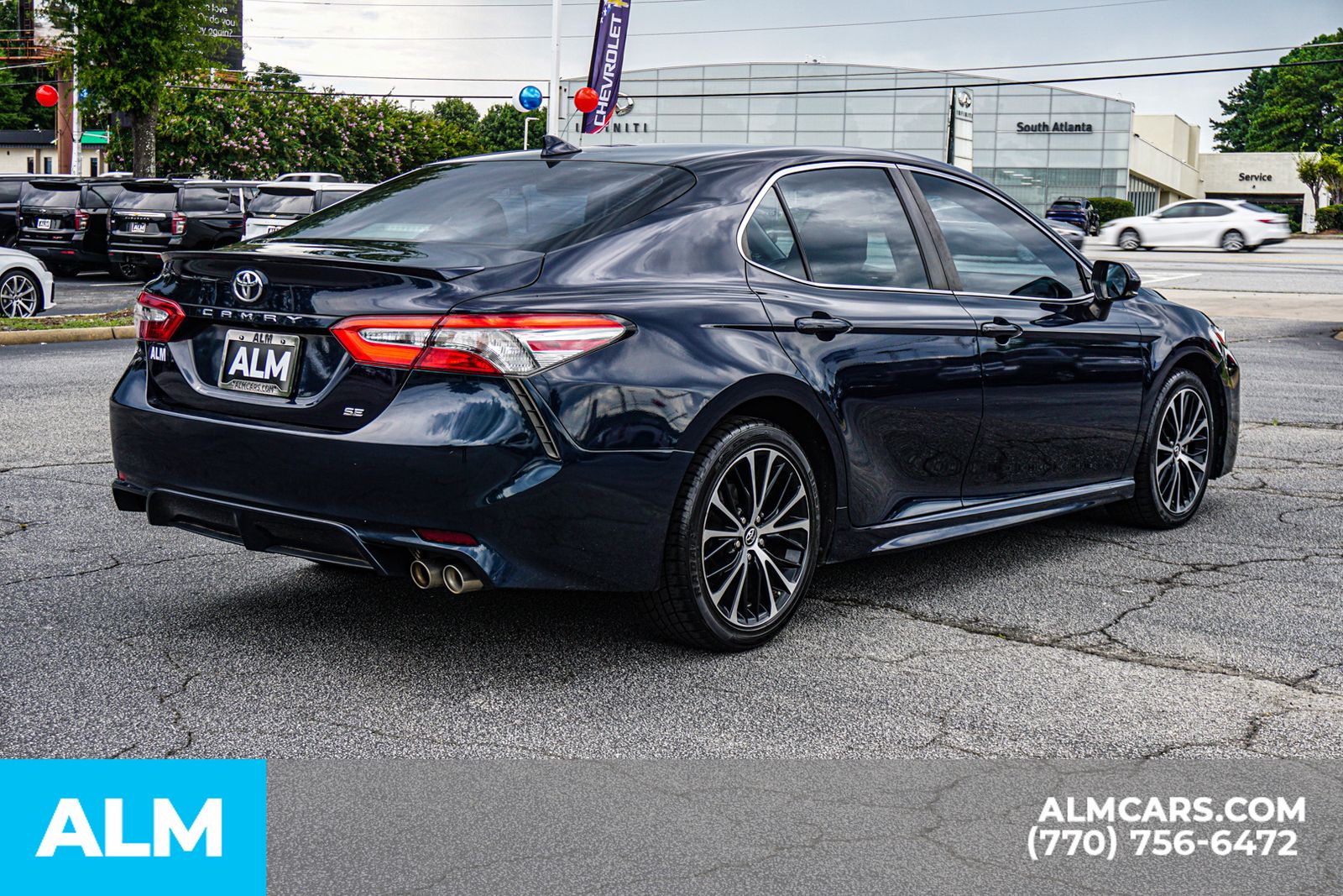Used 2019 Blue Toyota SE image 6