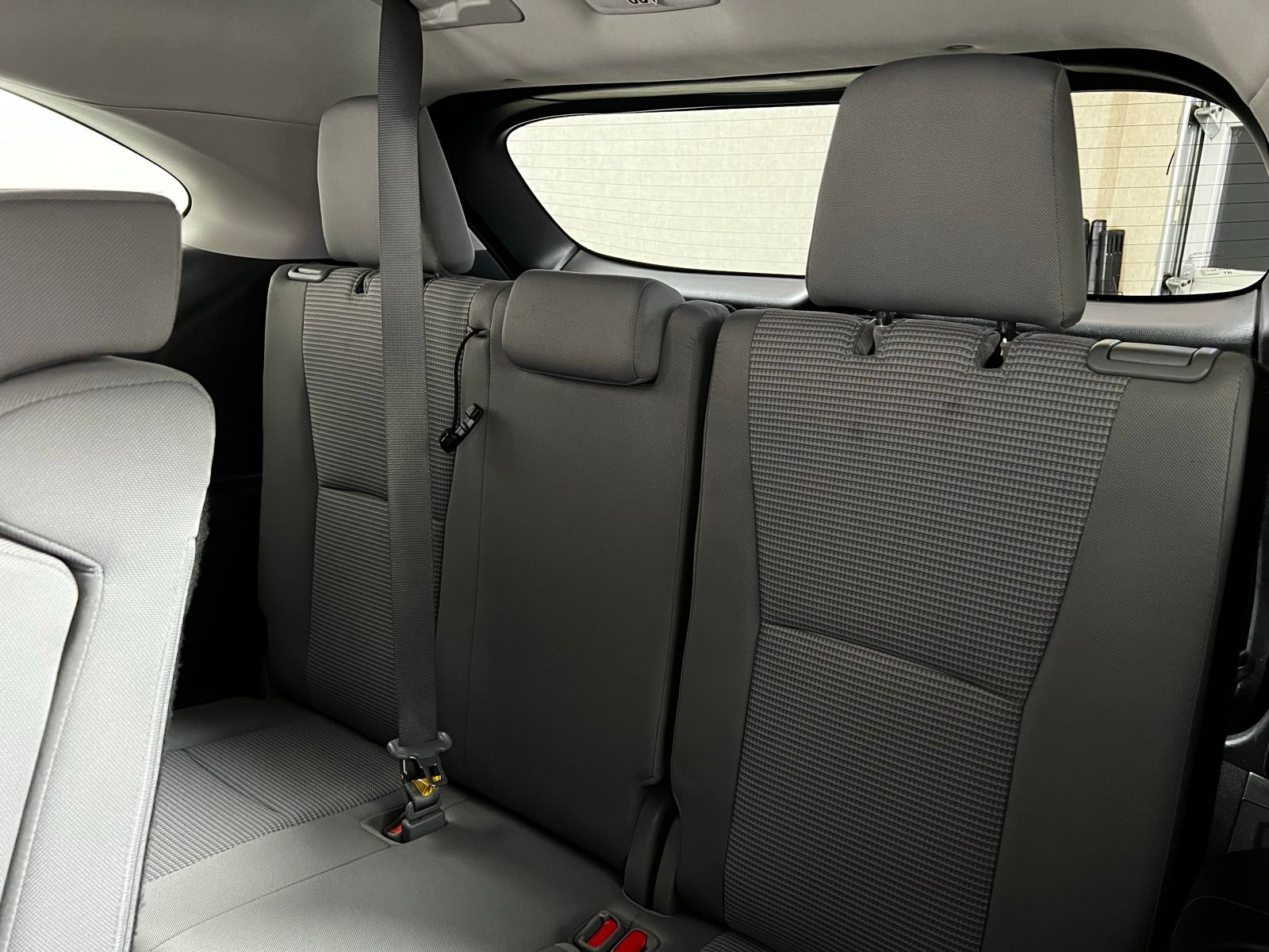 Thumbnail: 2023 Toyota Highlander - 23