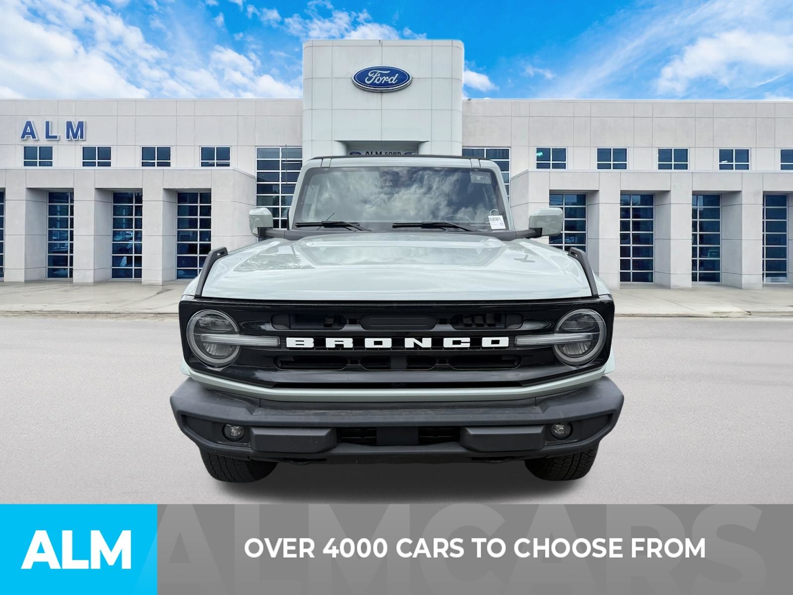 Used 2021 Green Ford Outer Banks image 2