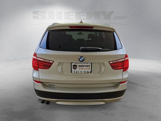 Used 2011 Silver BMW xDrive28i image 13