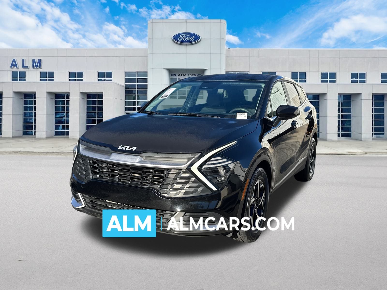 2024 Kia Sportage LX's photo