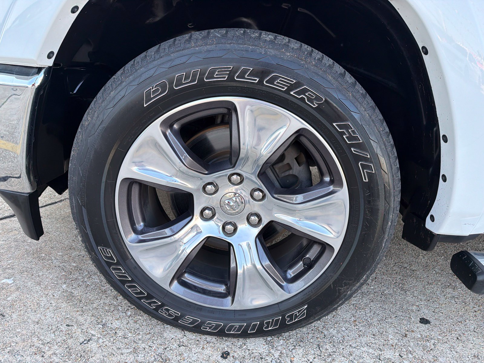 2022 Ram 1500 Laramie - 6