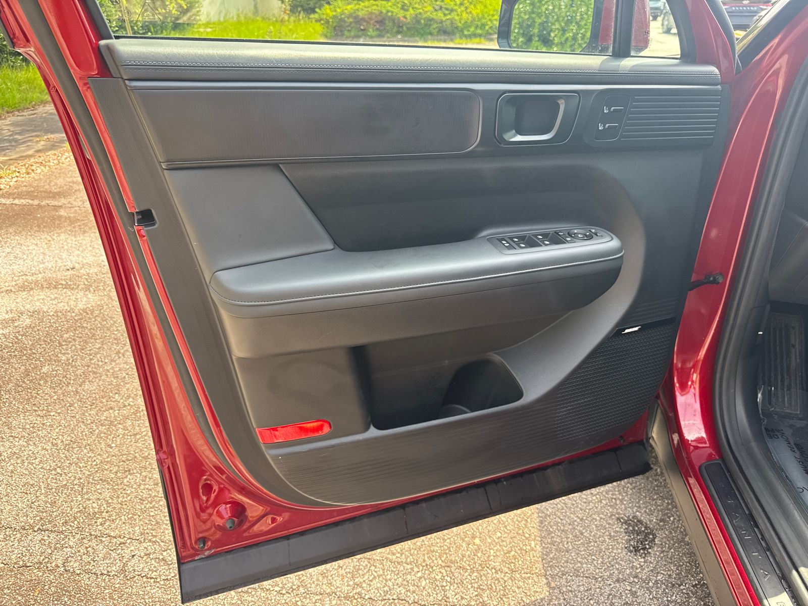 Used 2025 Red Hyundai Calligraphy image 10