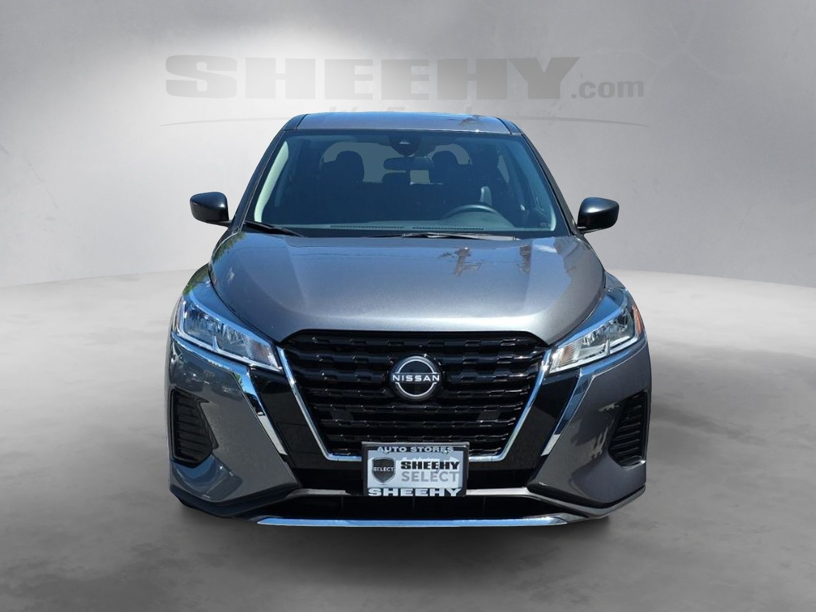 Used 2024 Gray Nissan S image 17