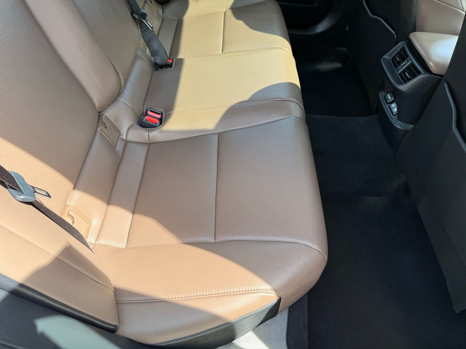 Used 2025 Black Lexus 350 image 46