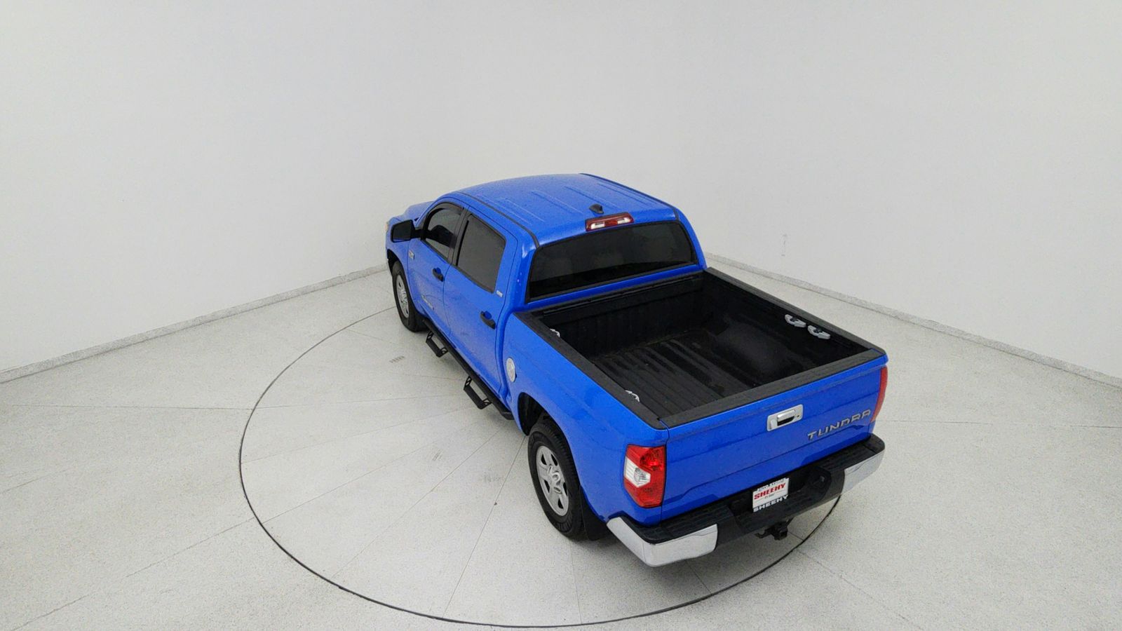 Used 2021 Blue Toyota SR5 image 16