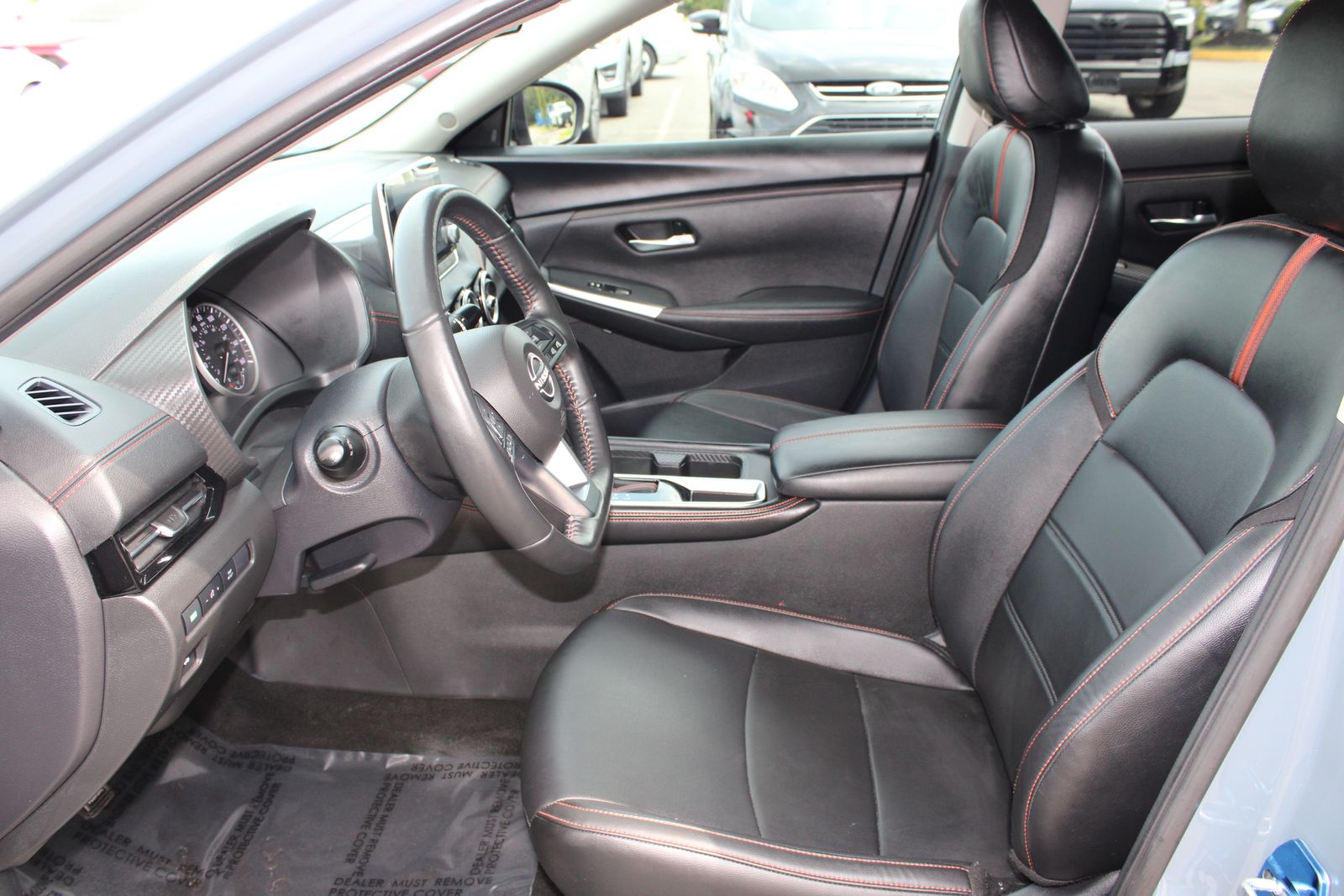 Used 2024 Gray Nissan SR image 9